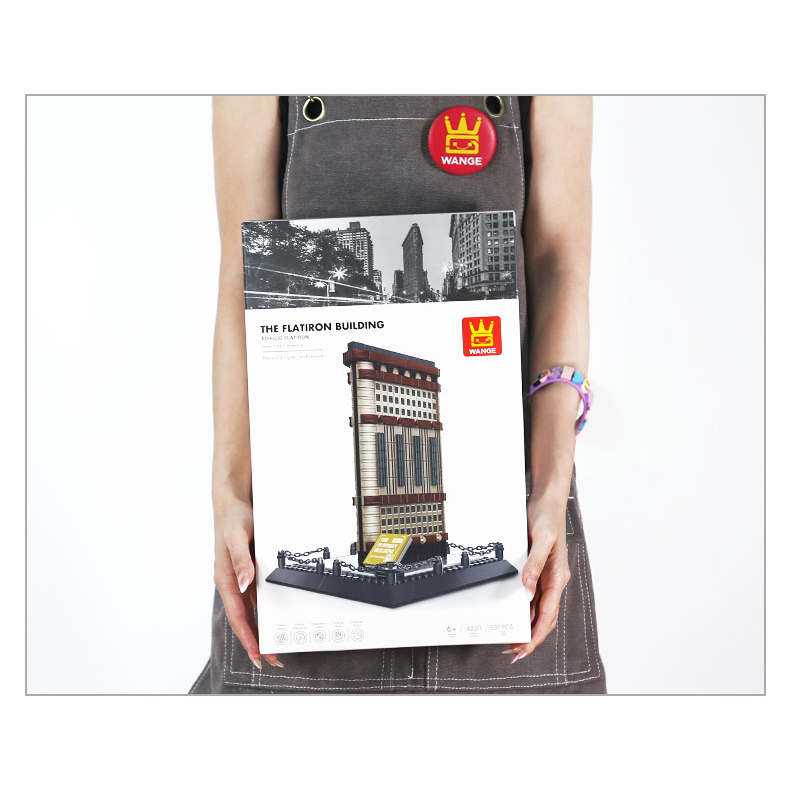 WANGE Flatiron Building building blocks set box held for scale, showcasing packaging size and product presentation, ideal for gifting and collection display