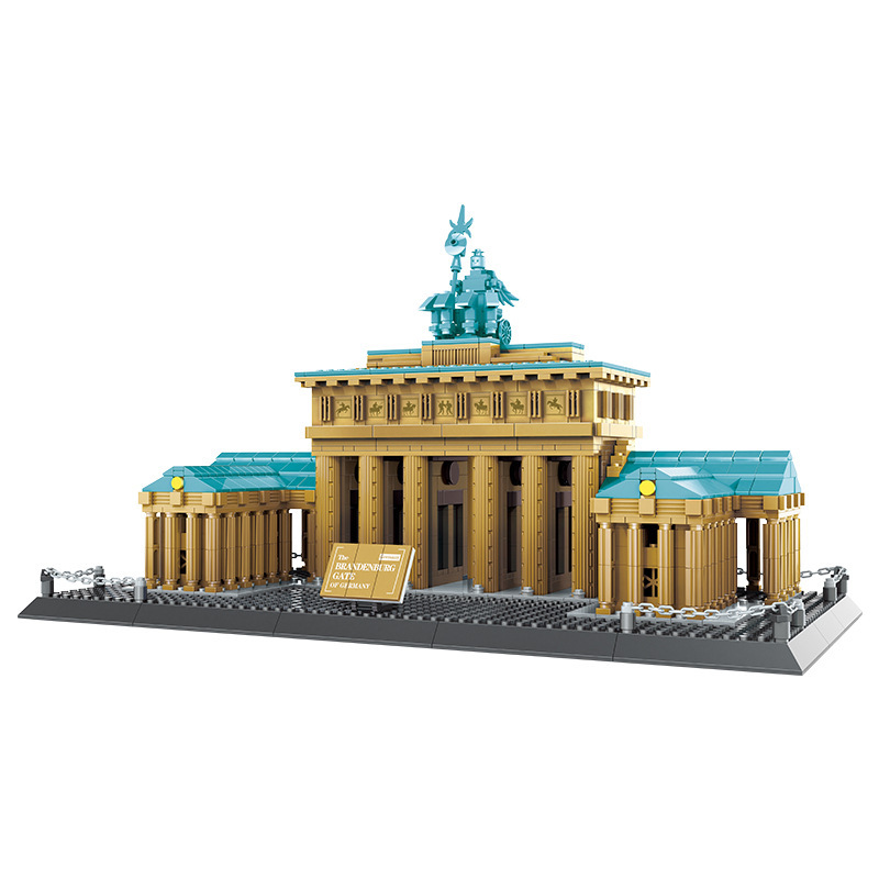 Brandenburg Gate Berlin Germany building blocks model by WANGE, detailed architecture set with columns, base platform, and Quadriga statue on top