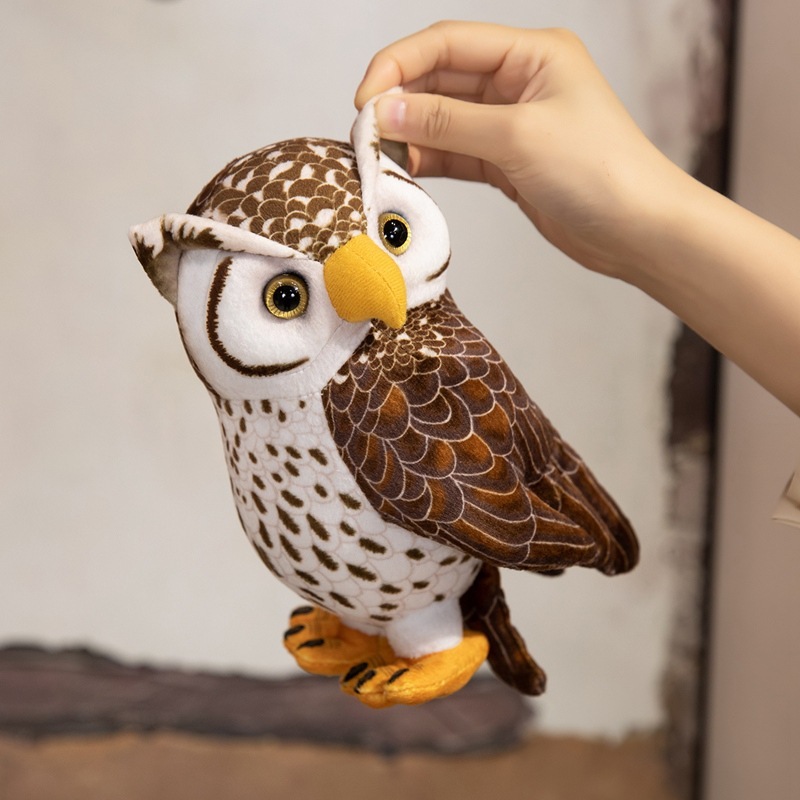 Brown owl plush toy with realistic feather detailing, soft plush texture, and bright eyes, highlighting its lightweight and easy-to-hold design