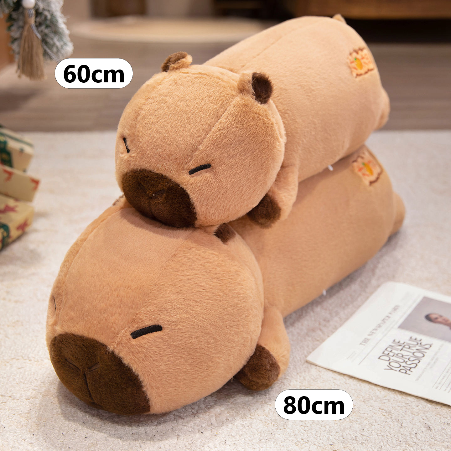 Lucky Capybara plush pillow size comparison showing available 60 cm and 80 cm options, highlighting the long body design for comfortable cuddling, lounging, and decorative use