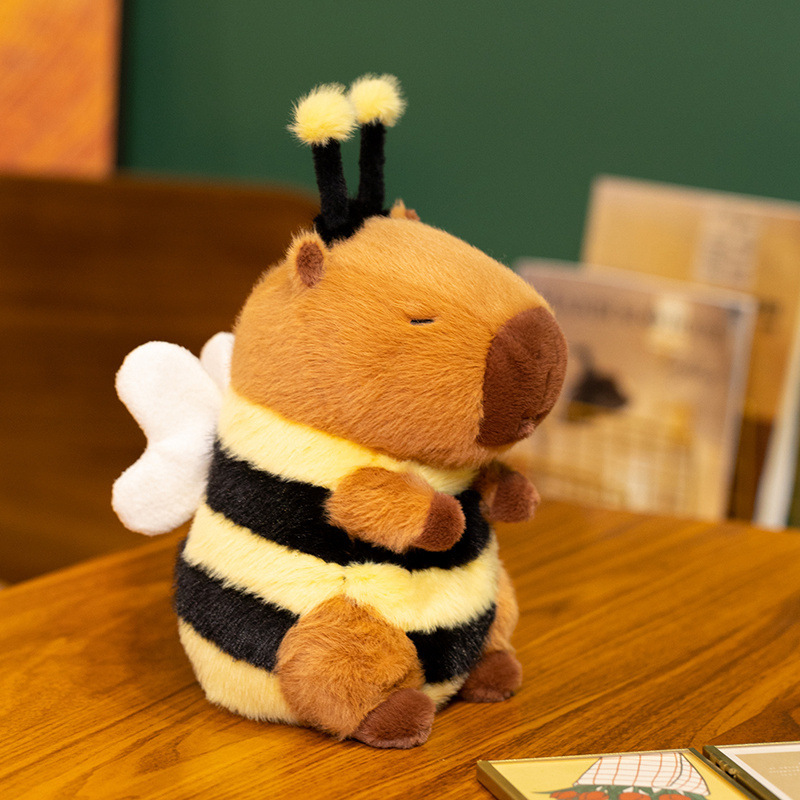 Bee Capybara