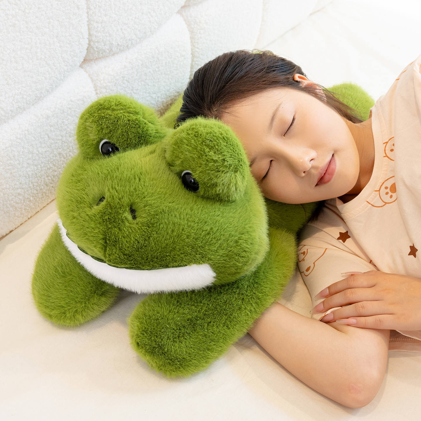 Cute Frog Plush Toy used as a cozy companion pillow with a soft frog design for lounging and resting