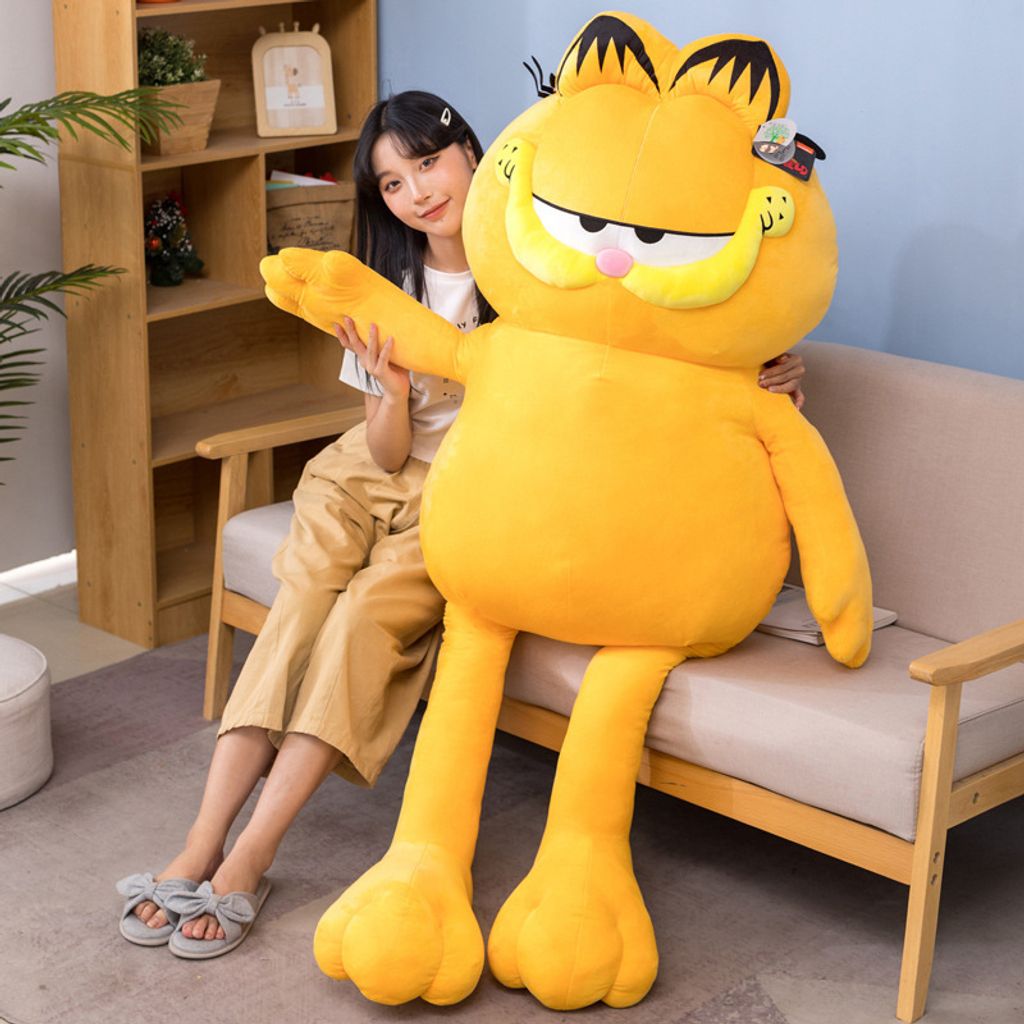 Standing Garfield