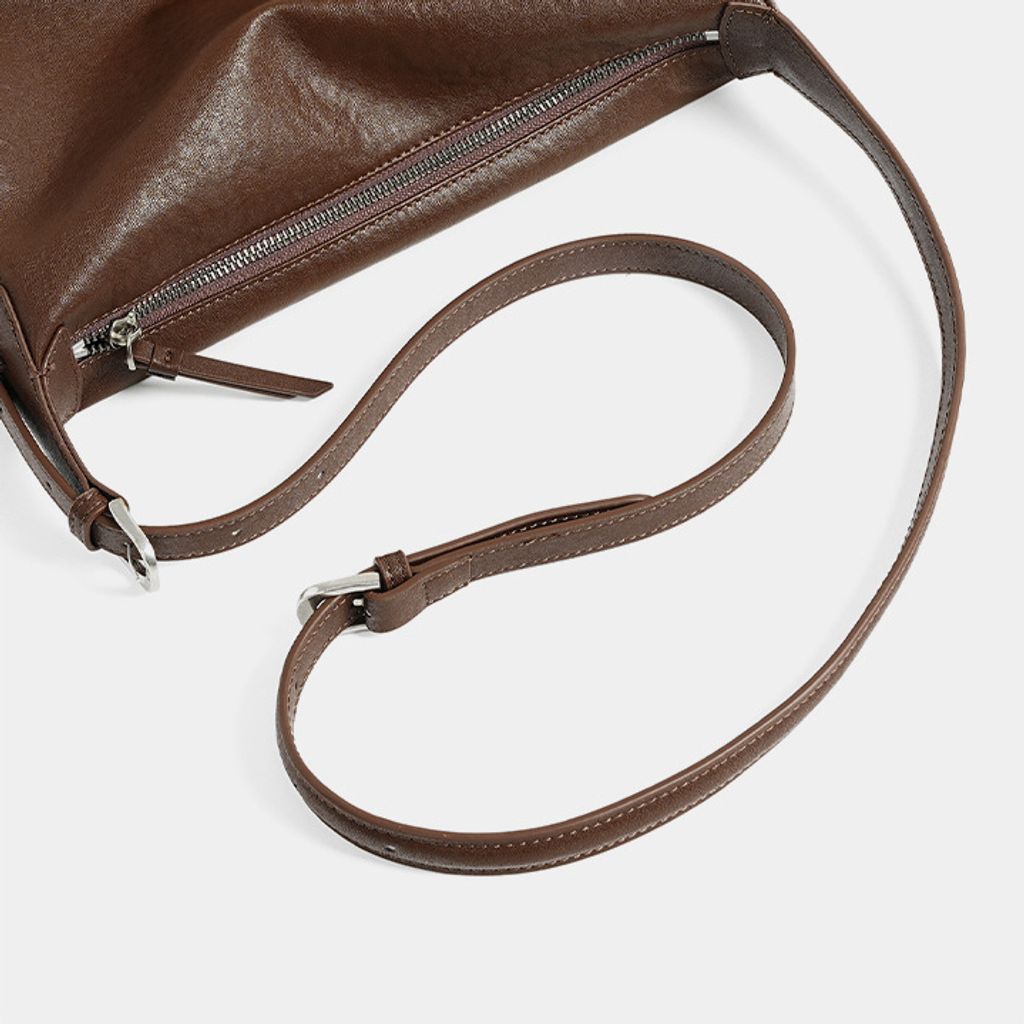 Classic Genuine Leather Hobo Bag in Baroque Brown – Strap Detail