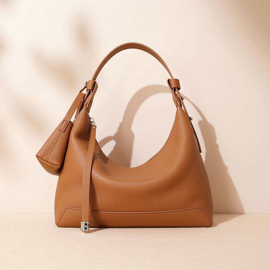 Chic Luxury Leather Hobo Bag – Golden Brown