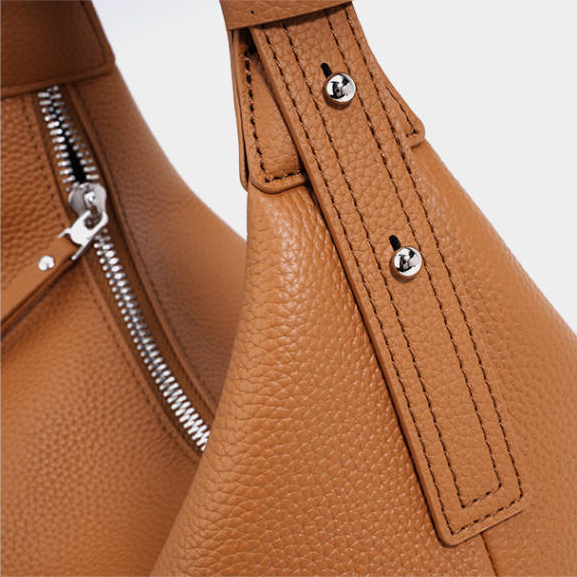 Chic Luxury Leather Hobo Bag – Stitching Detail