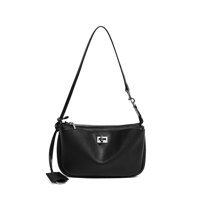 Rodeo Leather Baguette Bag – Black (Silver-Tone Lock)
