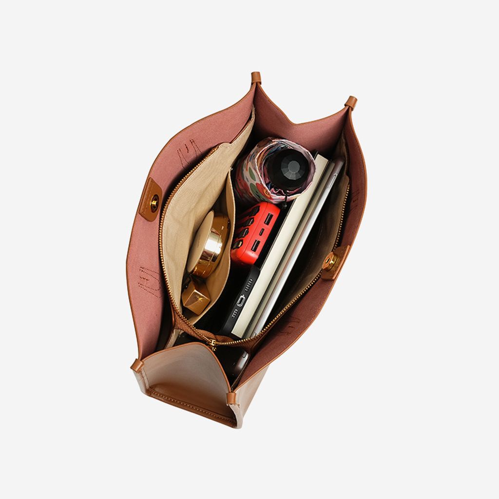 Premium Structured Genuine Leather Tote Bag – Interior View