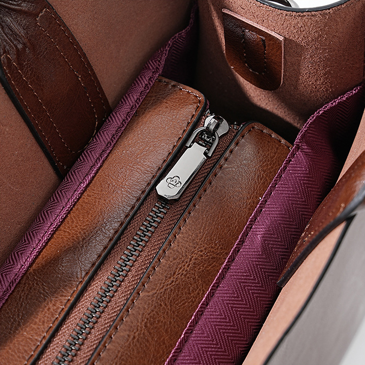 Premium Leather Top Handle Tote Bag – Hardware Detail