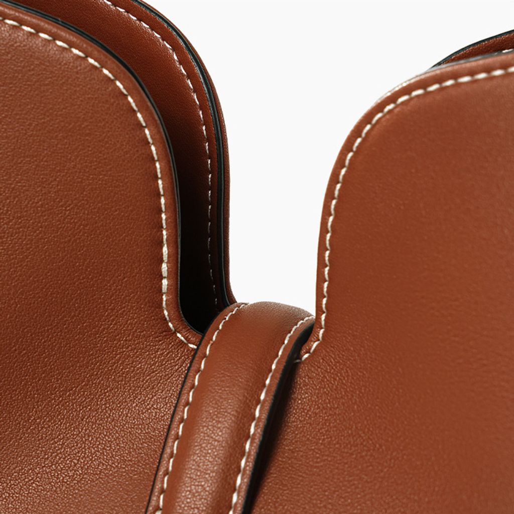 Premium Genuine Leather Structured Hobo Bag – Stitching Detail
