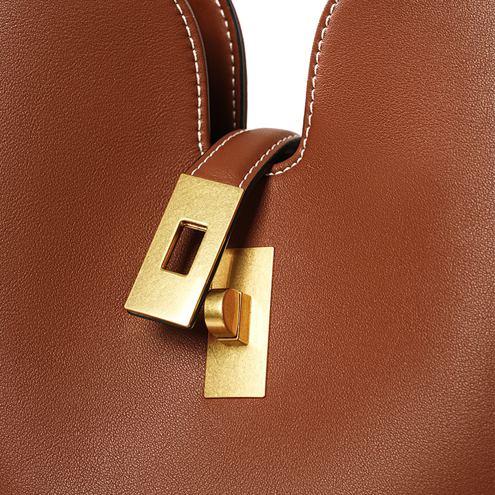 Premium Leather Structured Hobo Bag – Hardware Detail