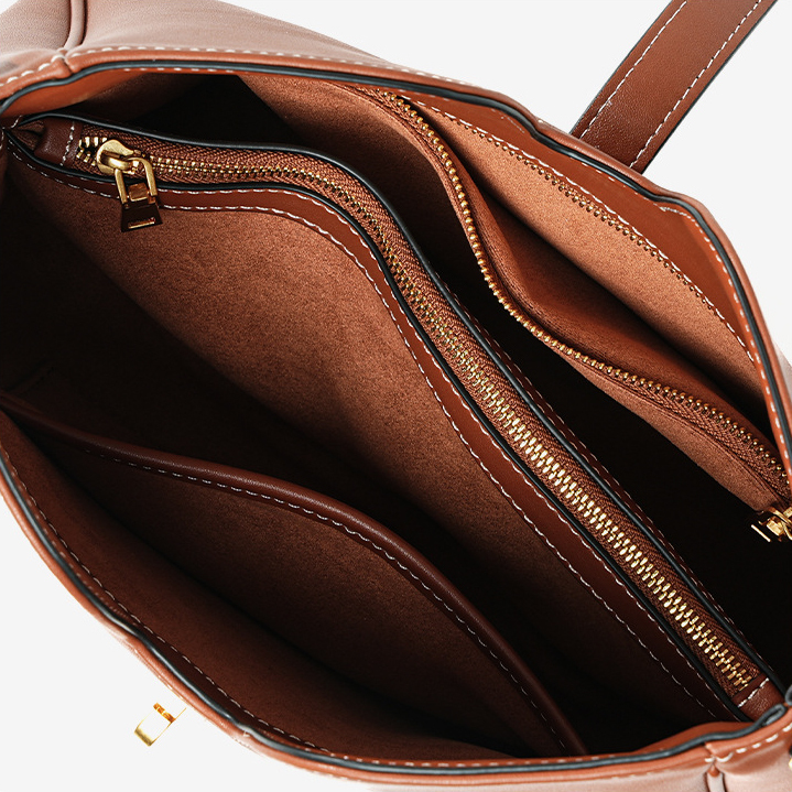 Premium Leather Structured Hobo Bag – Interior Pocket Details
