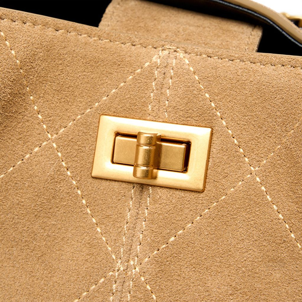 Premium Genuine Leather Two-Tone Chain Bucket Bag – Lock Closure Detail