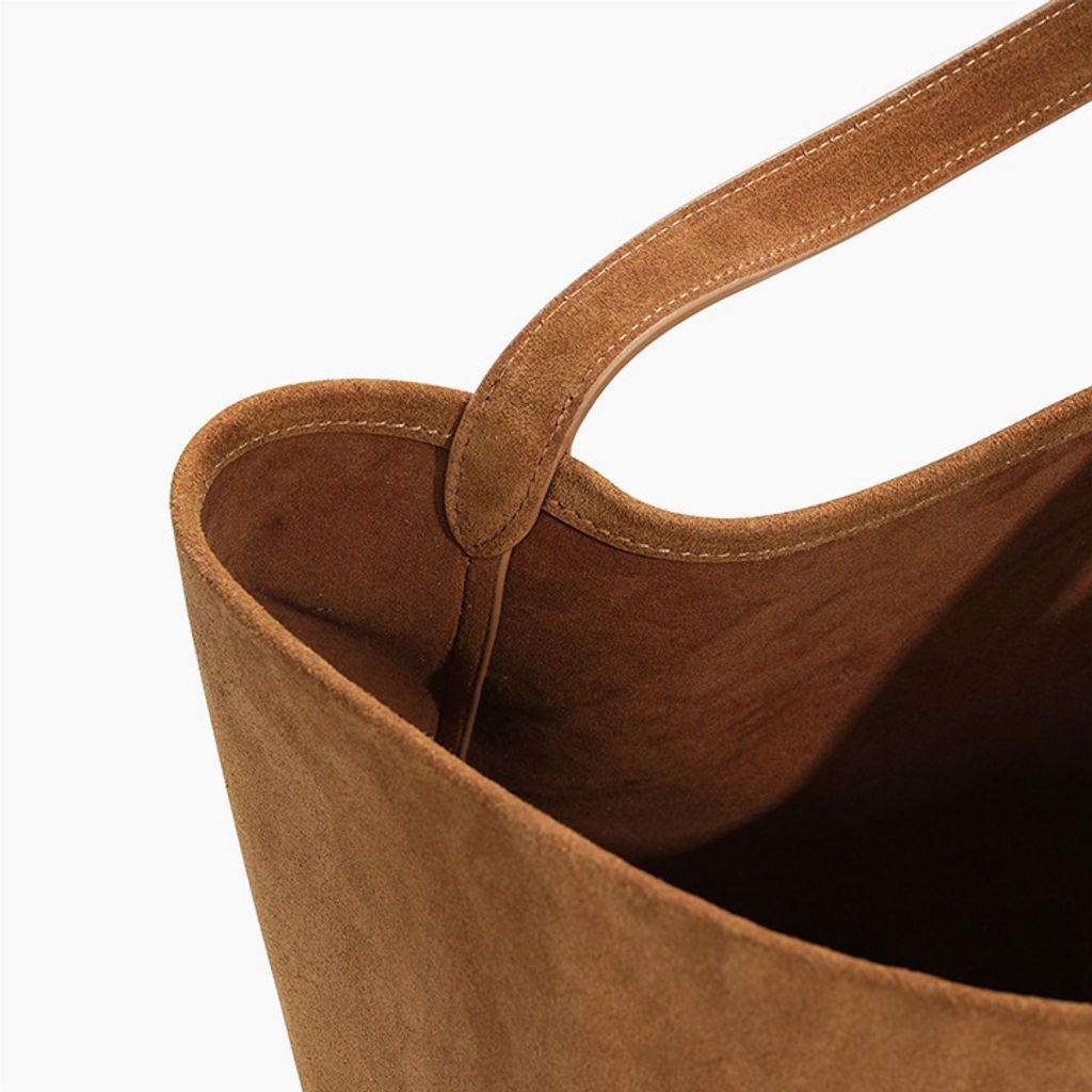 Refined Suede Leather Bucket Tote Bag – Stitching Detail