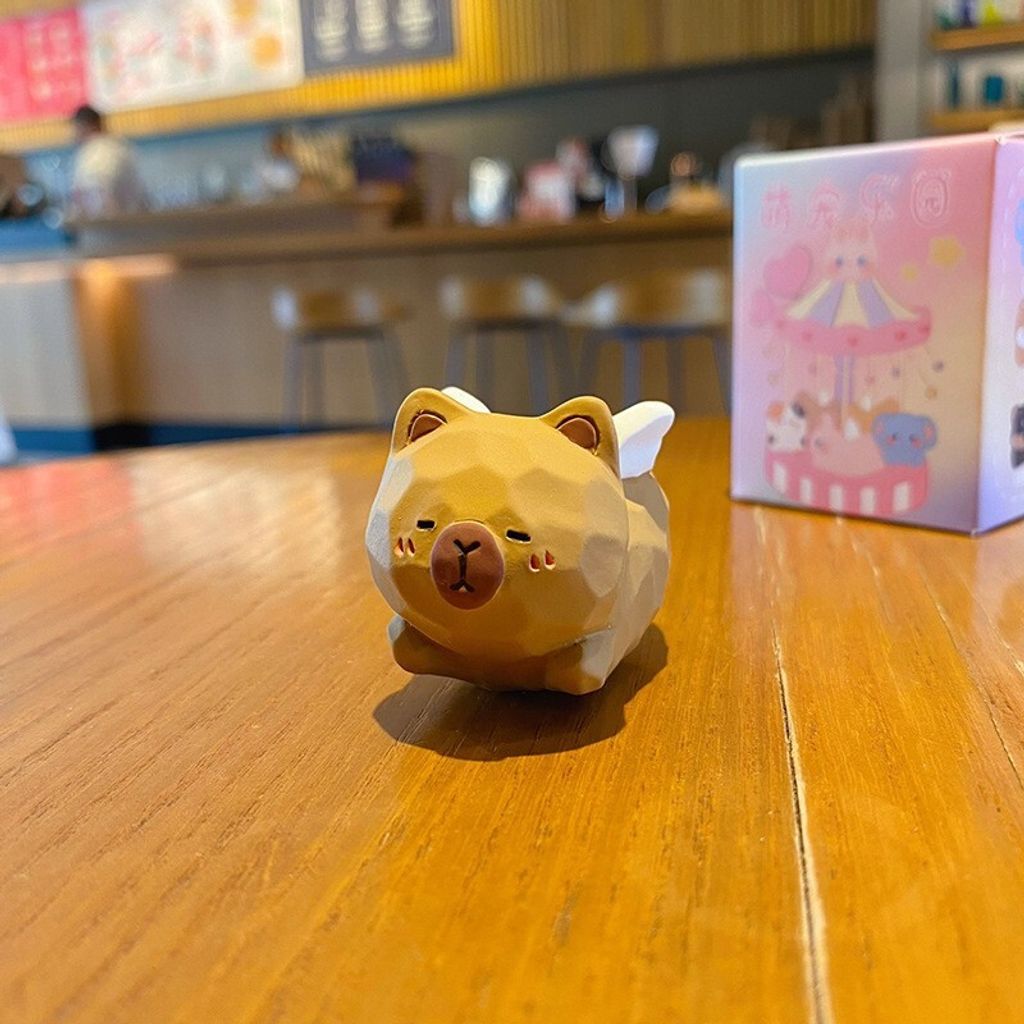 Cute pet paradise mini flying figurine flying capybara variant