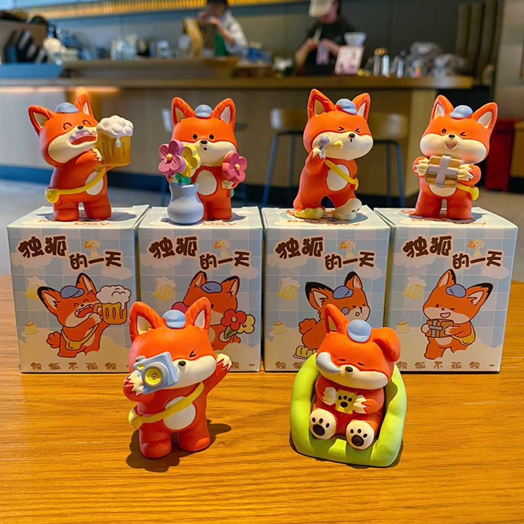 A fox’s day mini figurines featuring all six designs