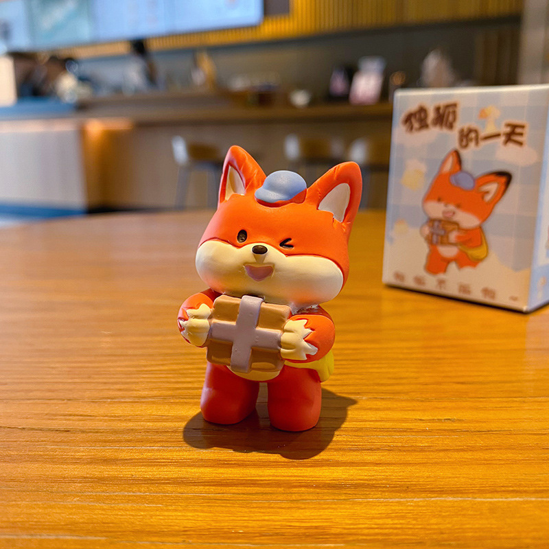 Unboxing time mini figurine
