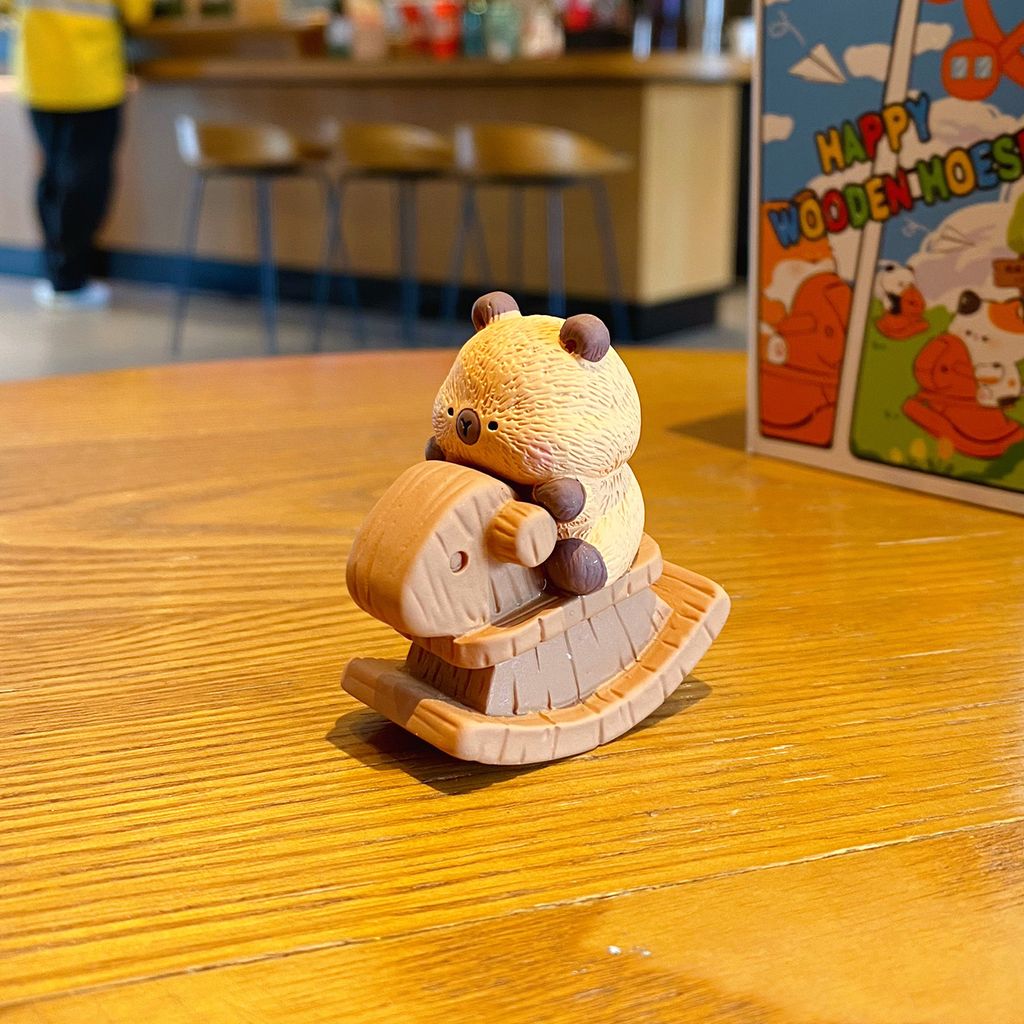 Cute capybara mini figurine