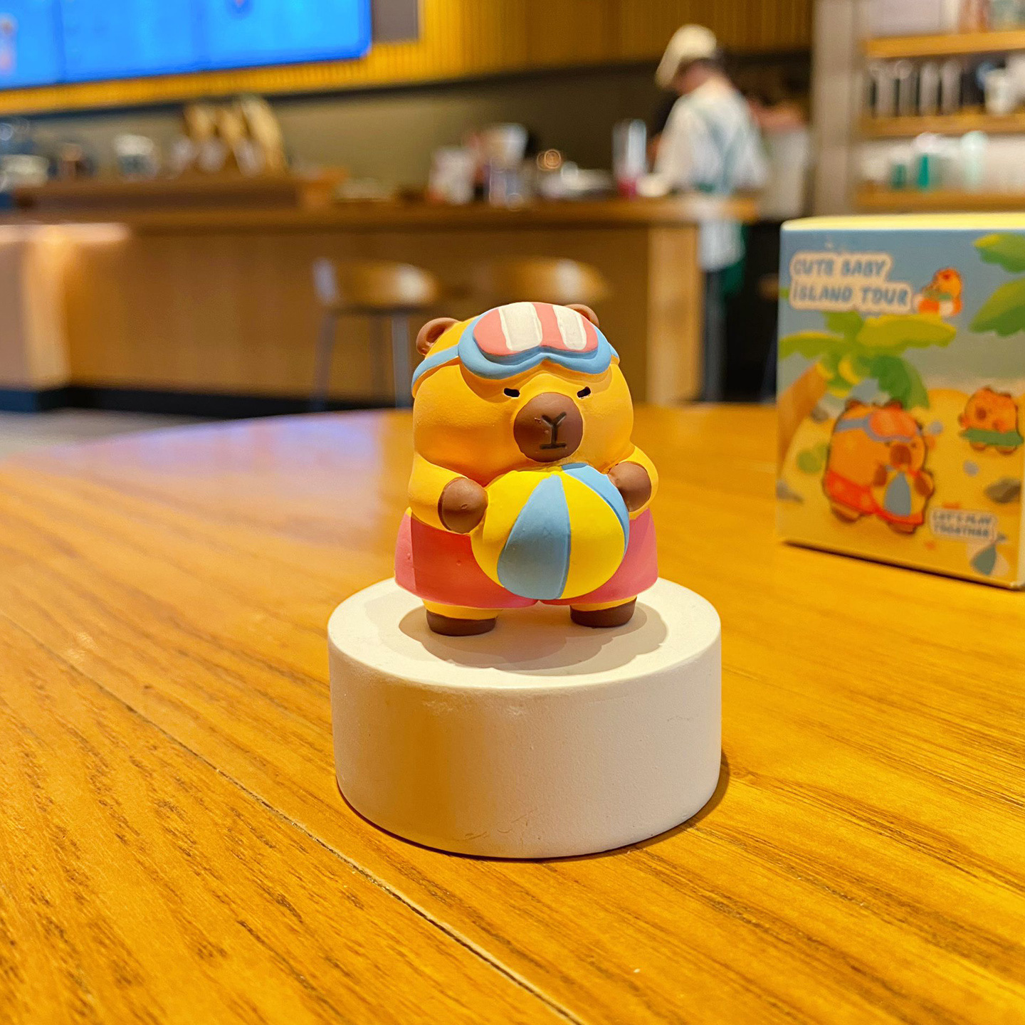 Beach ball capybara mini figurine