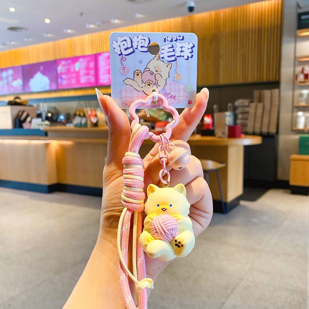 Cute yarn ball cat keychain charm