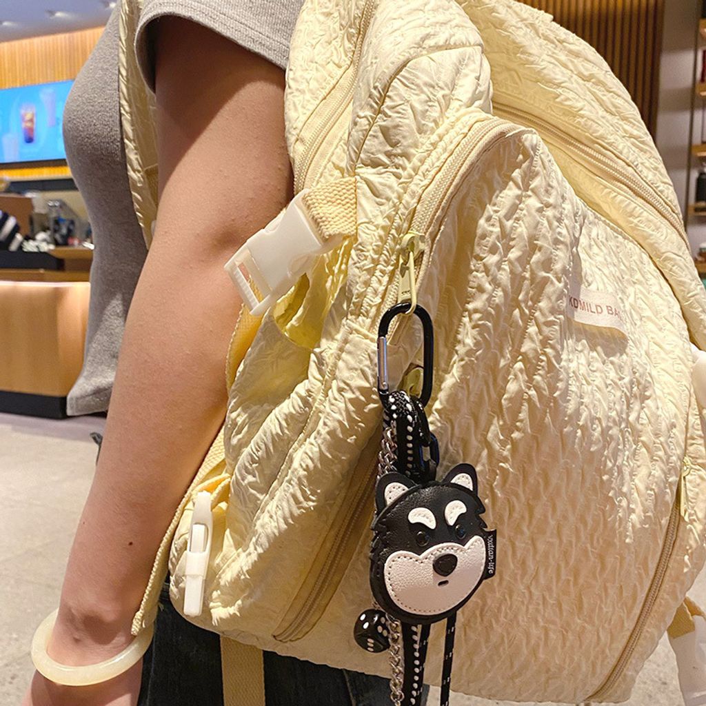 DIY Husky dog leather keychain charm hanging on a bag