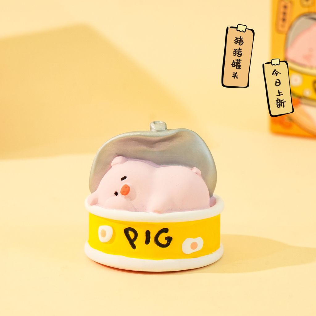 Pig can mini figurine