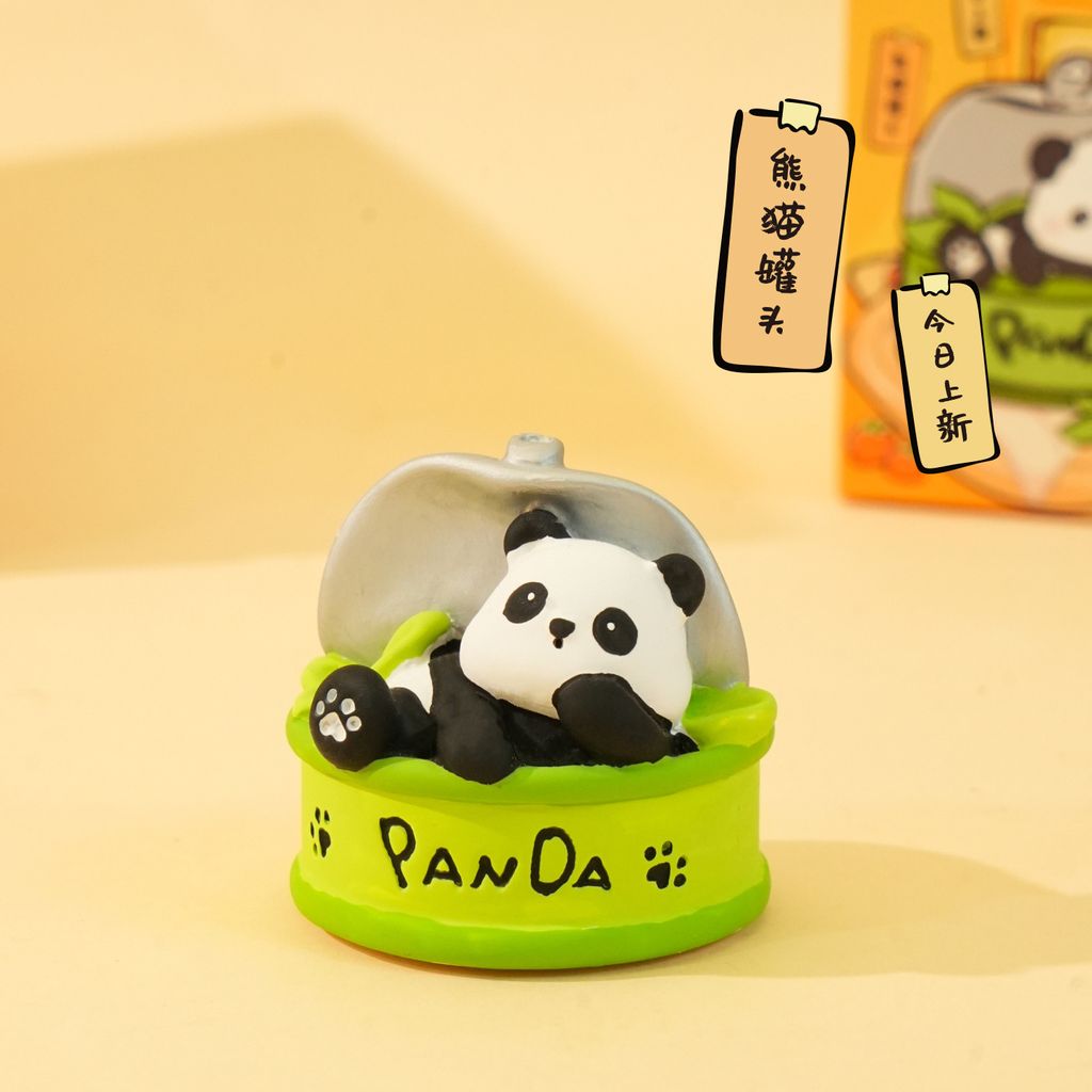 Panda can mini figurine
