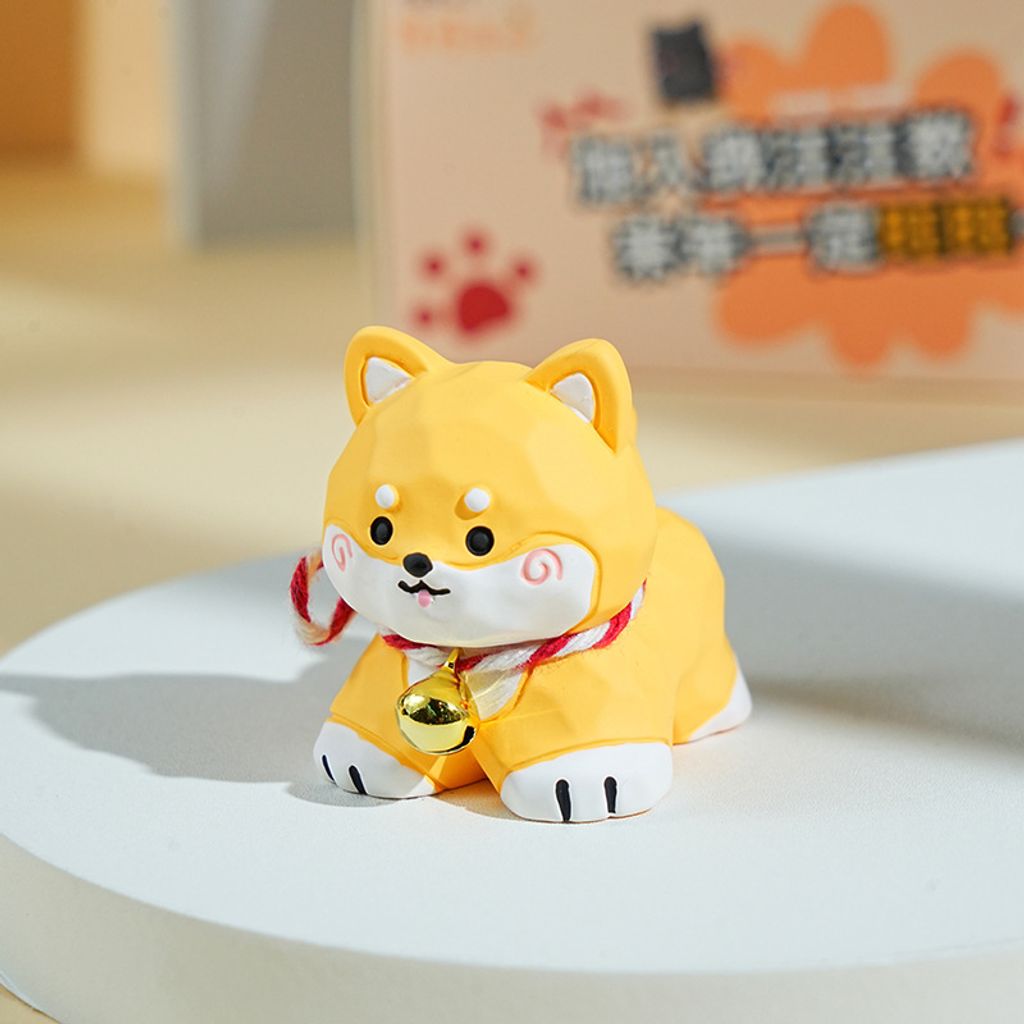 Shiba Inu mini figurine in wood carving style