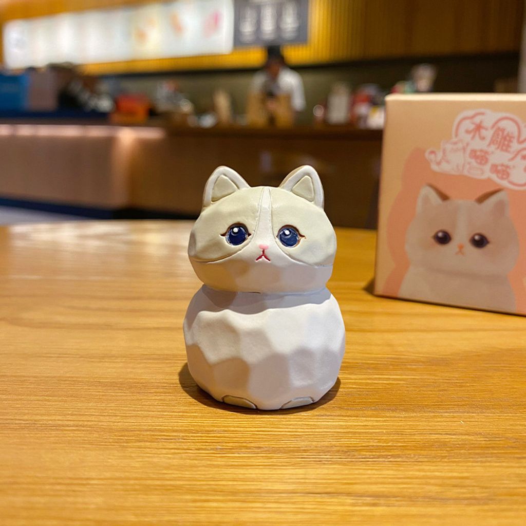 Ragdoll cat mini figurine