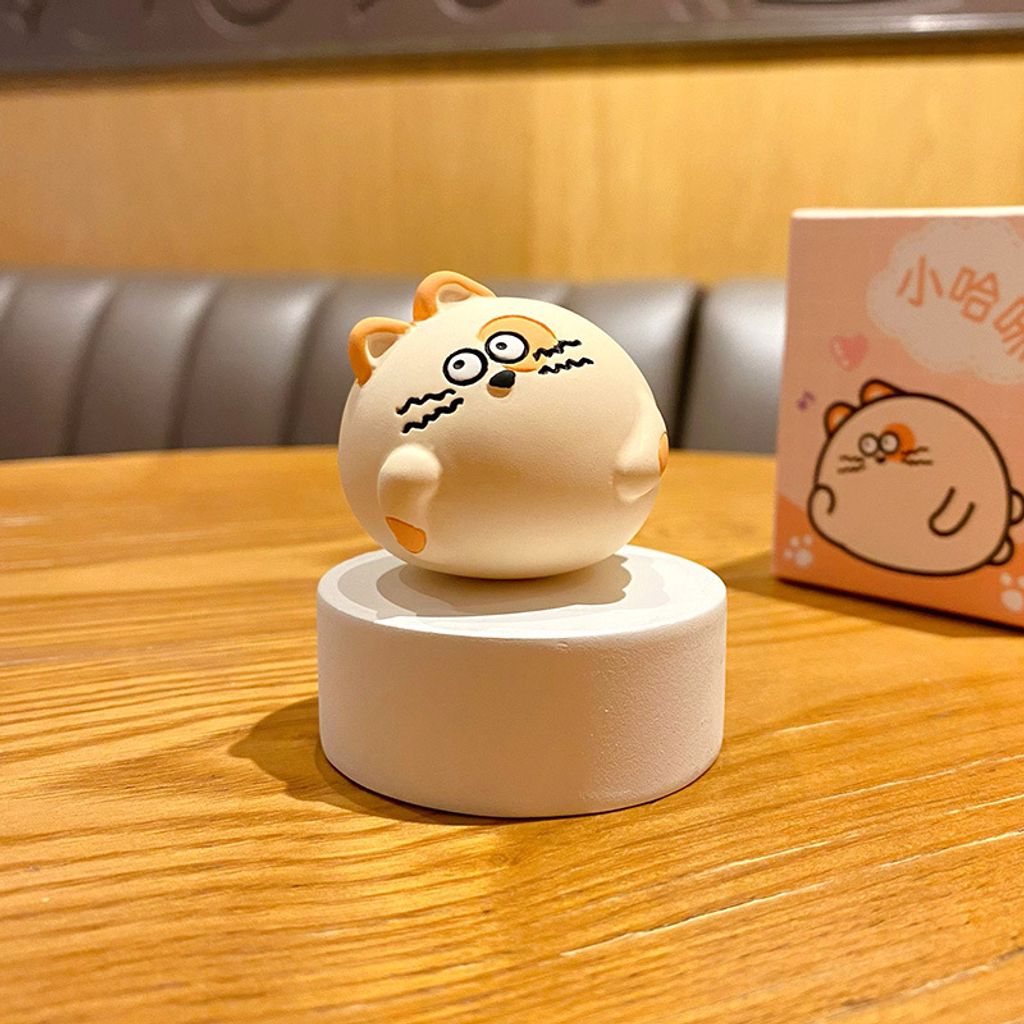 Jiaoquan donut cat mini figurine