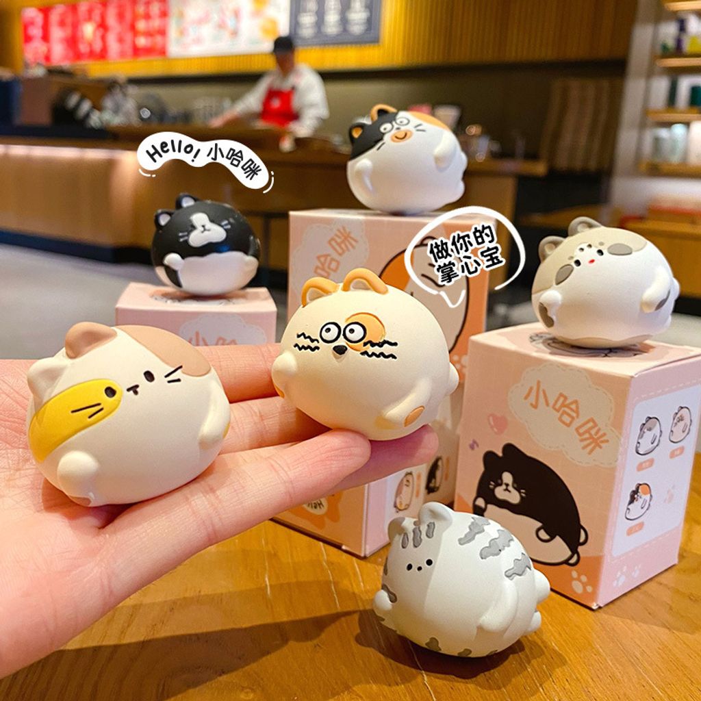 Xiaohami cat mini figurines featuring all six designs