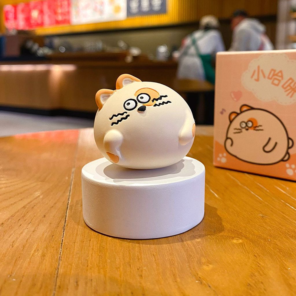 Jiaoquan donut cat mini figurine