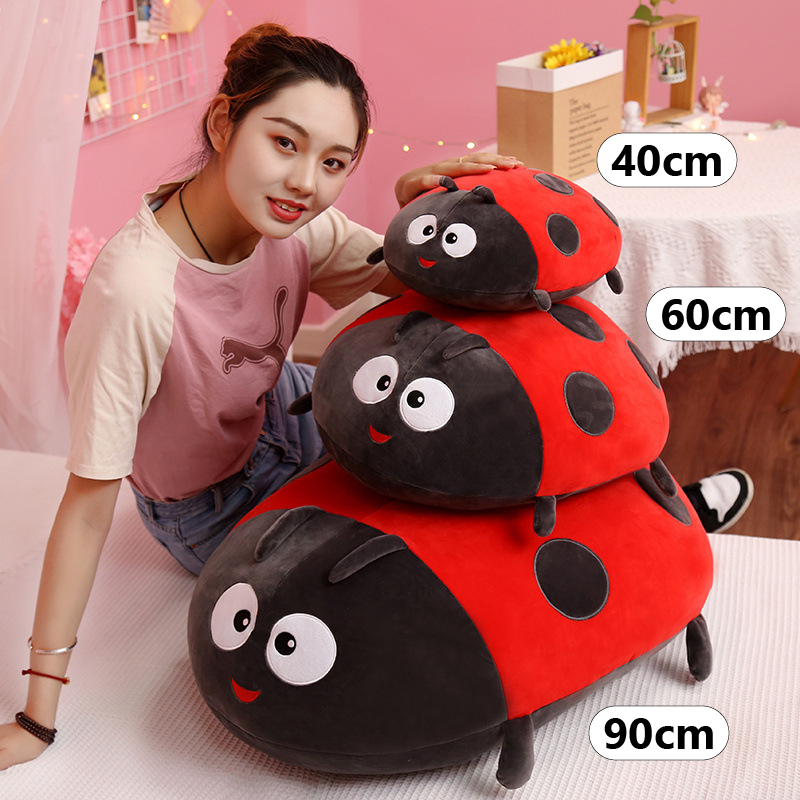 Bee and ladybug plush pillow size comparison 40cm 60cm 90cm