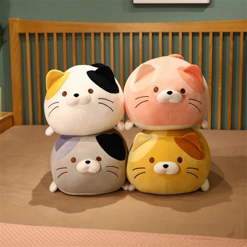 Cute round cat plush toy