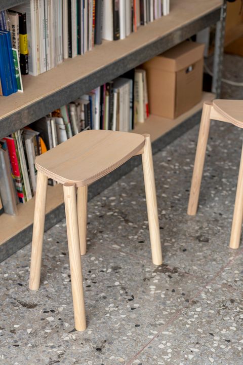 Tars+stool+©Esaila-5438-rd