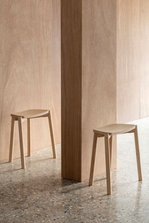 Tars+stool+©Esaila-5651-rd