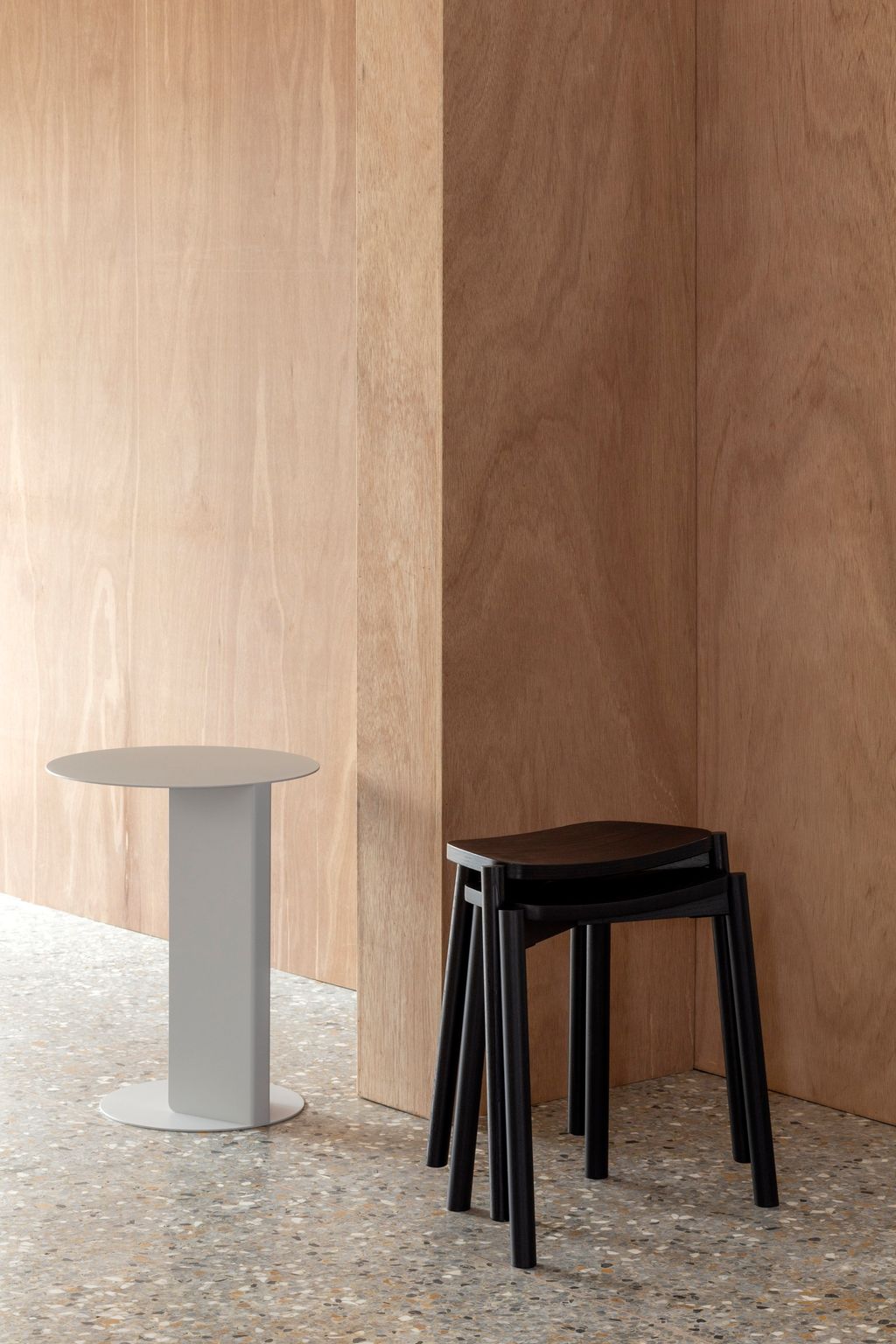 Tars+stool+©Esaila-5603rd