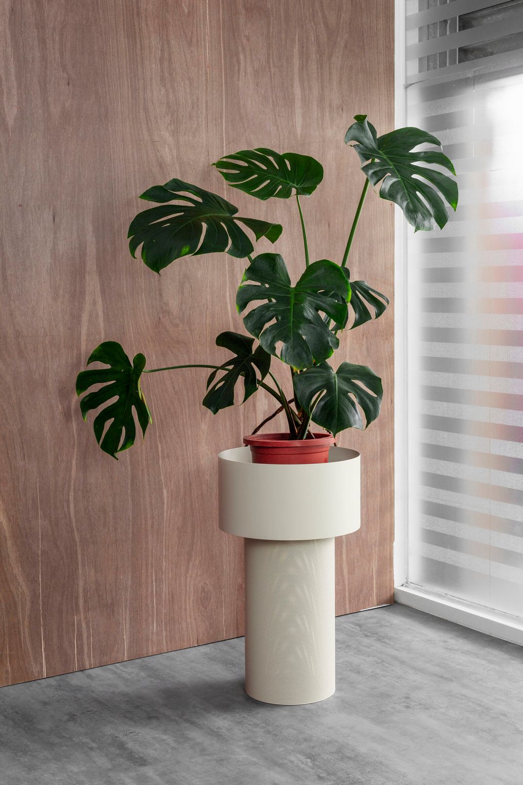 LR+-+Pedestal+Box+©Esaila-3004