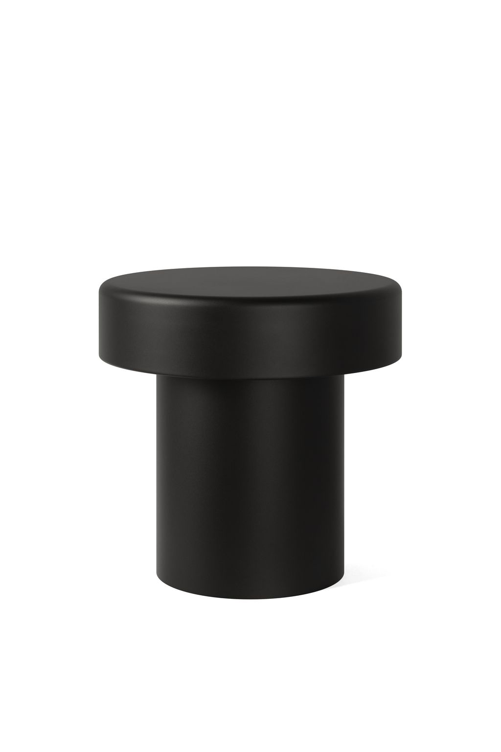 Edge+Table+_+black+1+©Esaila