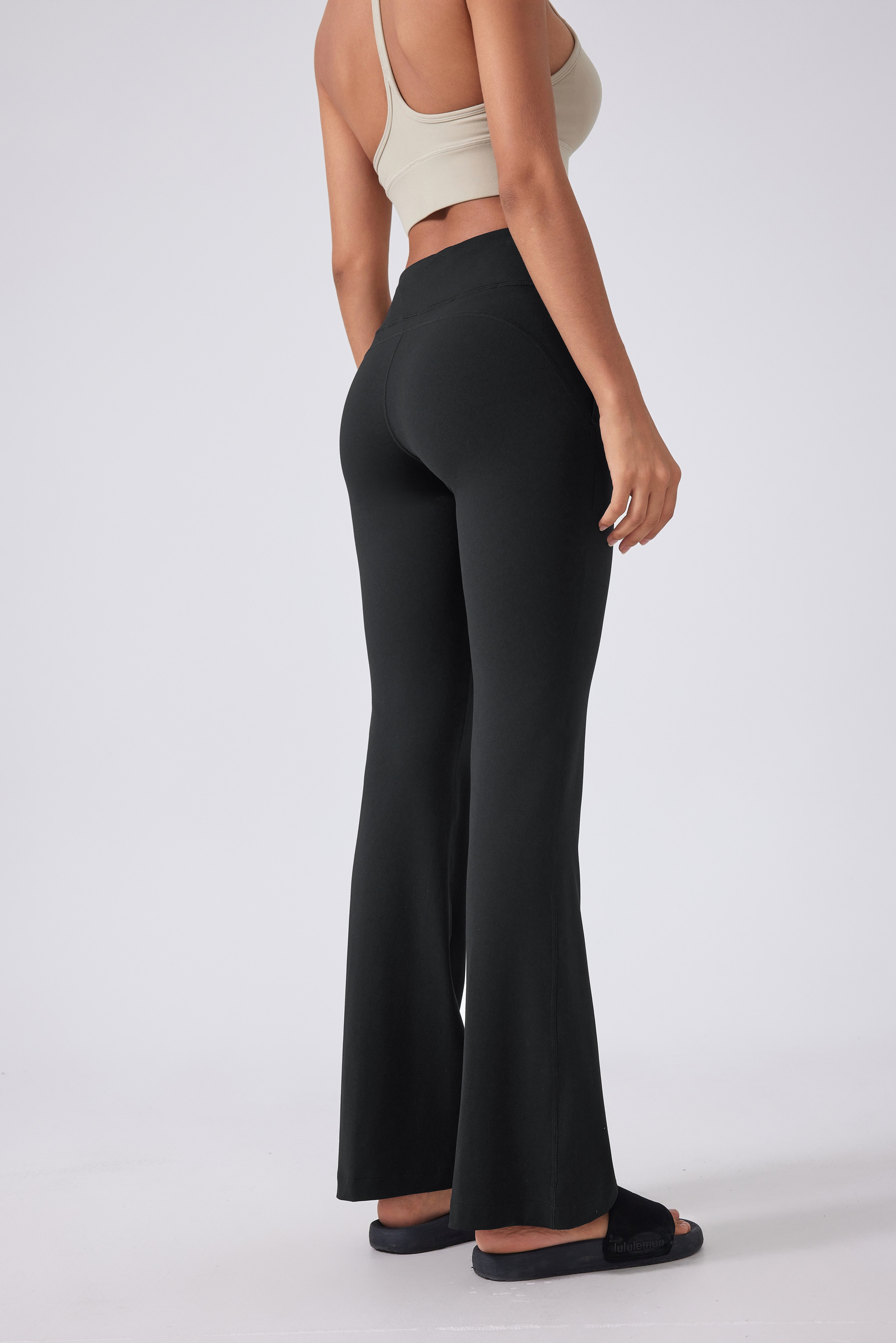 03102c6bck016e05e7d529832fd27792