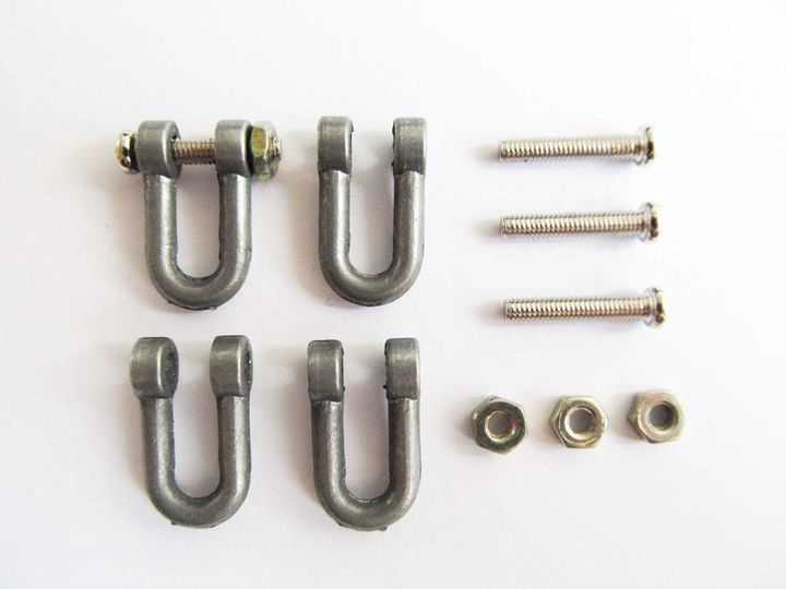 Mato-Metal-tow-shackles-with-screws-for-Heng-Long-3818-1-1-16-1-16-RC.jpg
