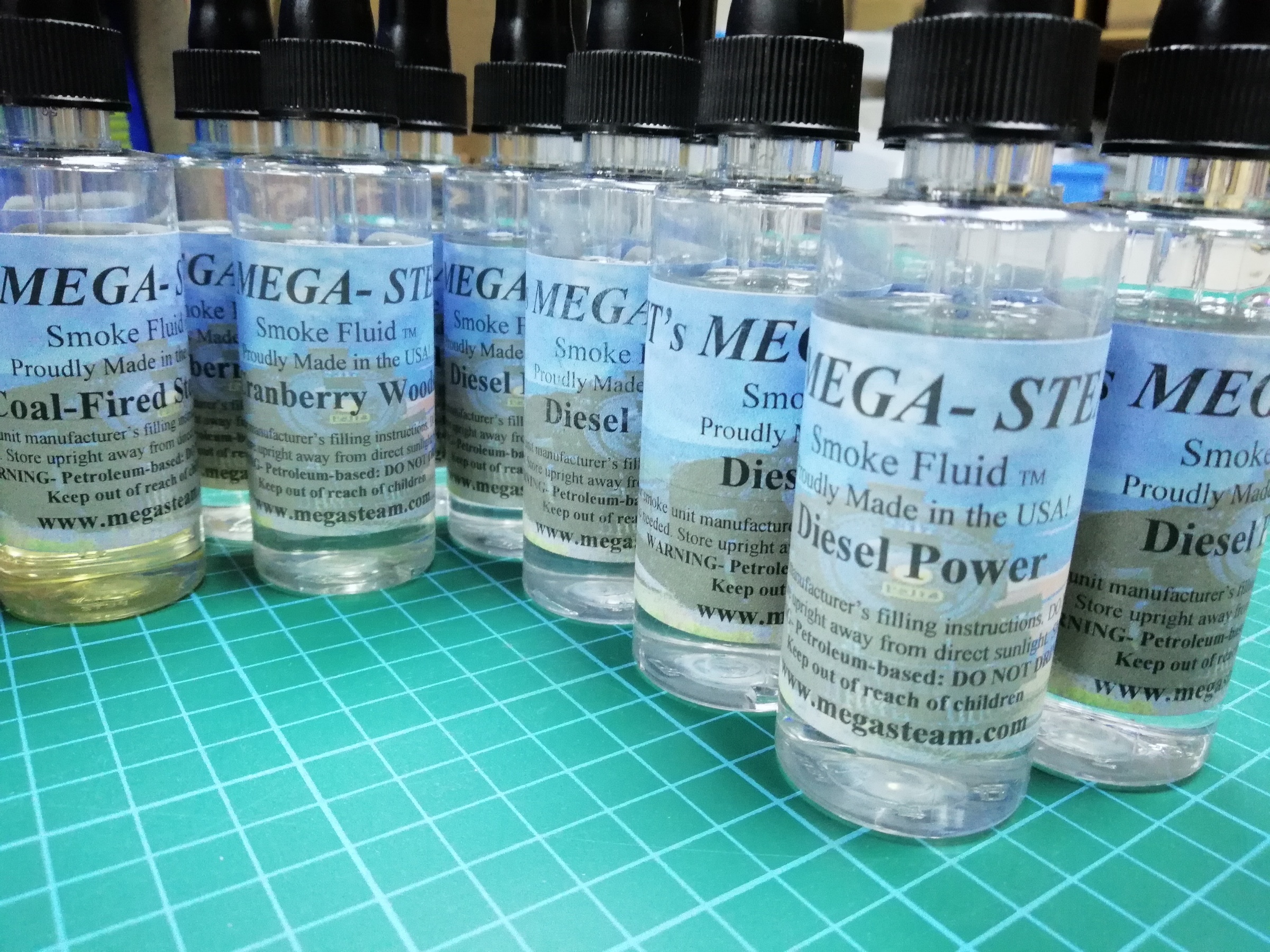 Smoke Machine Smoke Fluid for ST-10 machine, 4 gallon case Smoke Machine Smoke Fluid for ST-10 machine, 4 gallon case