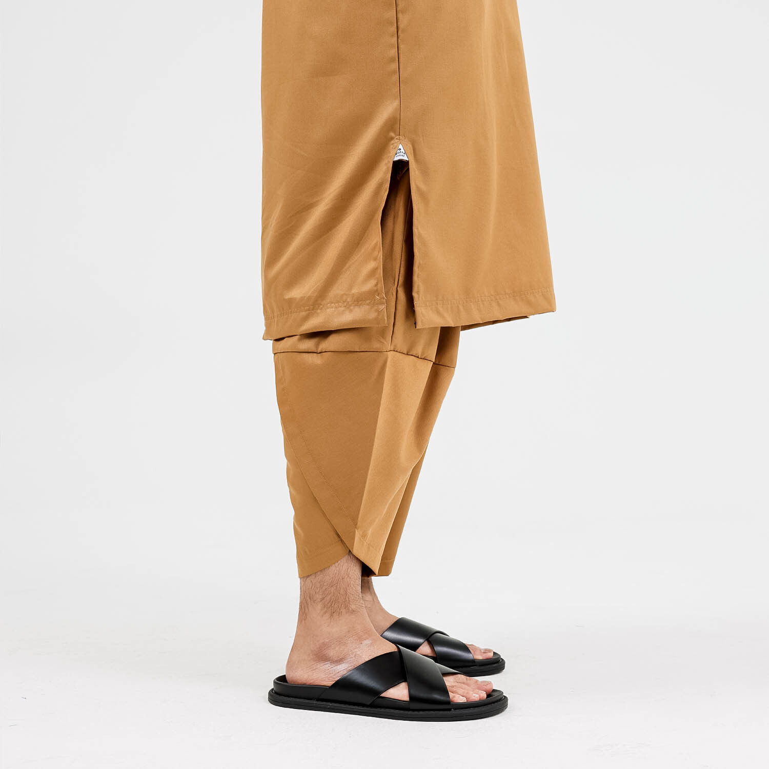 light yellow brown 8