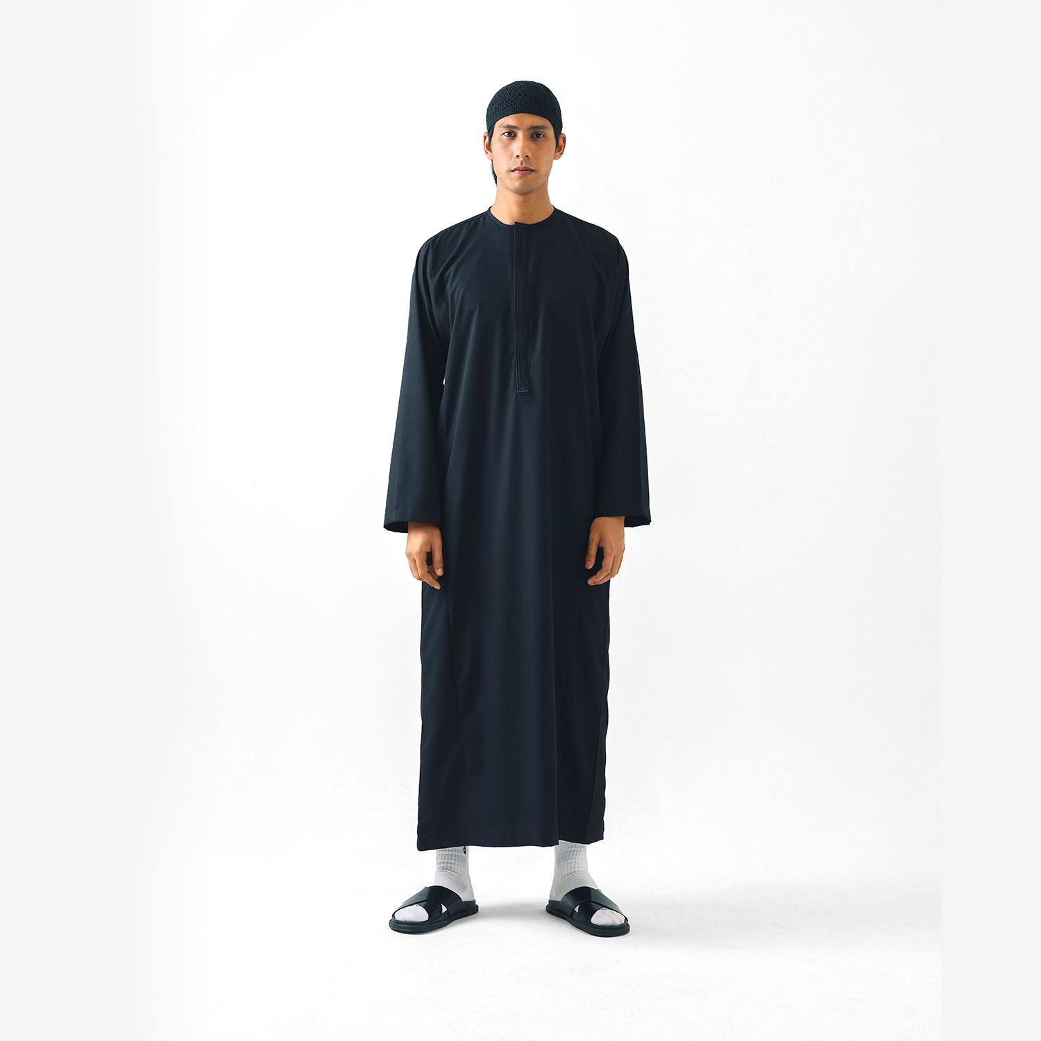 1500 x 1500 Black Roughneck_6803