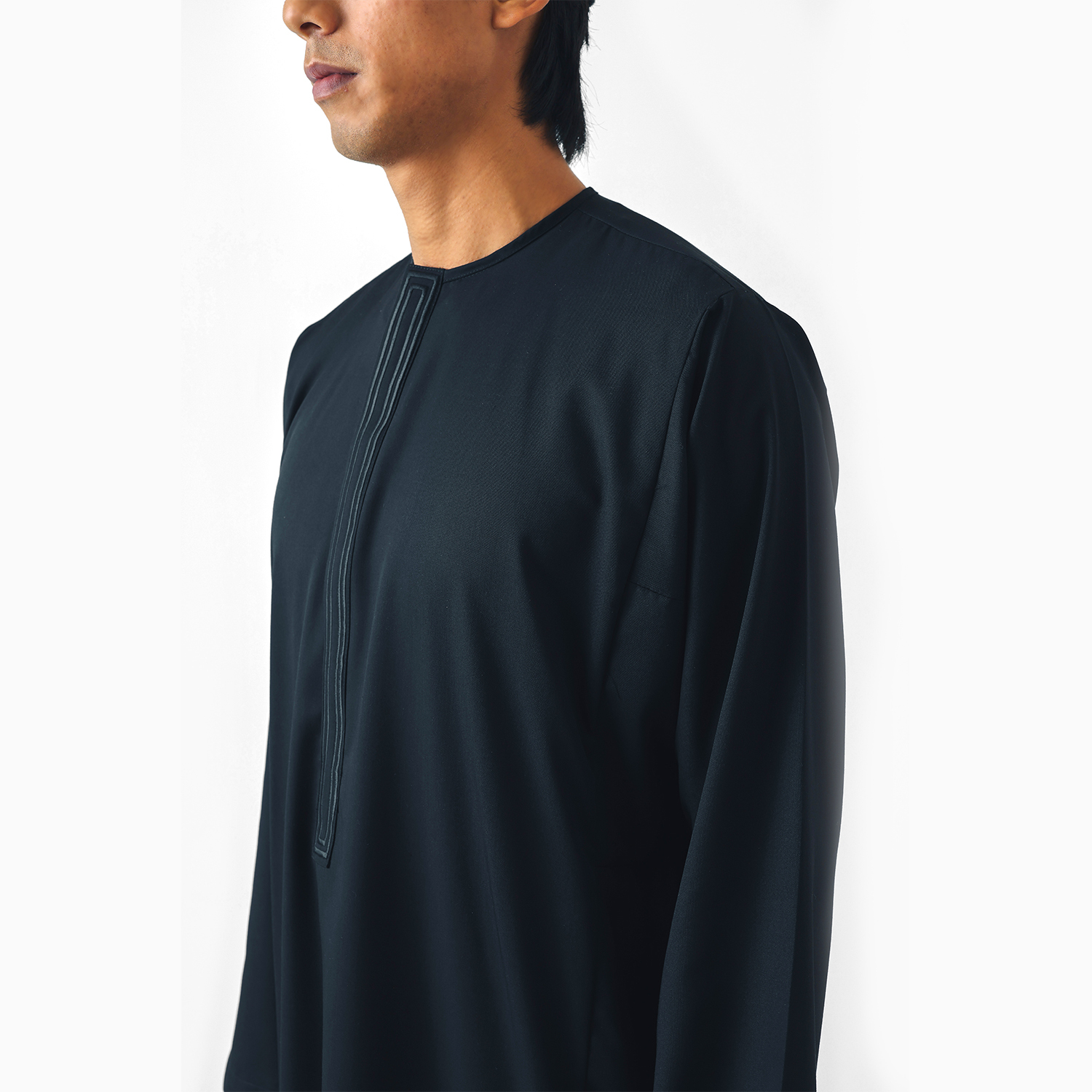 1500 x 1500 Black Roughneck_6822