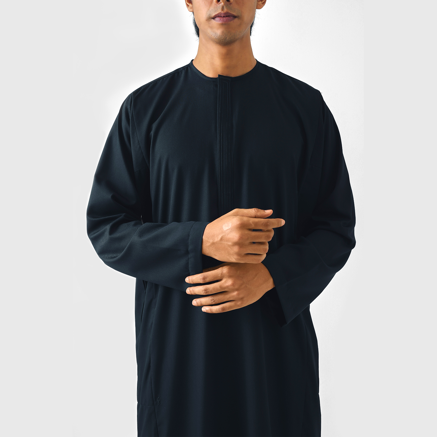 1500 x 1500 Black Roughneck_6820