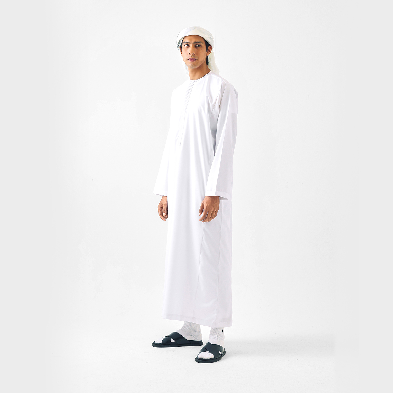 1500 x 1500 White Roughneck_6710