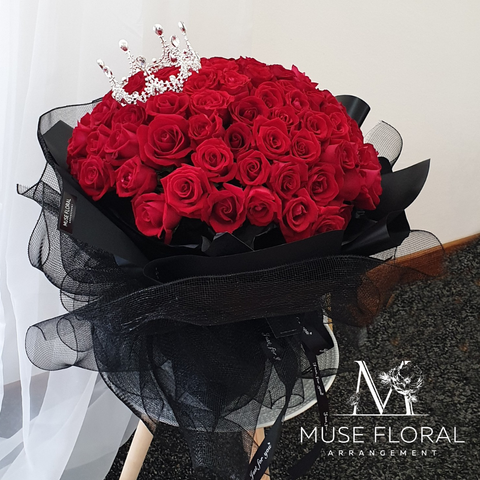 Muse Floral 101 Roses Bouquet a.png