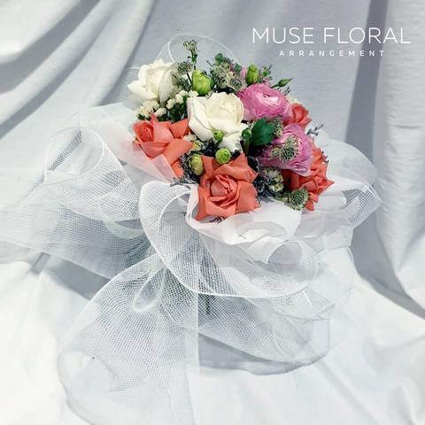 Muse Floral Nude Pink Roses Bouquet.png