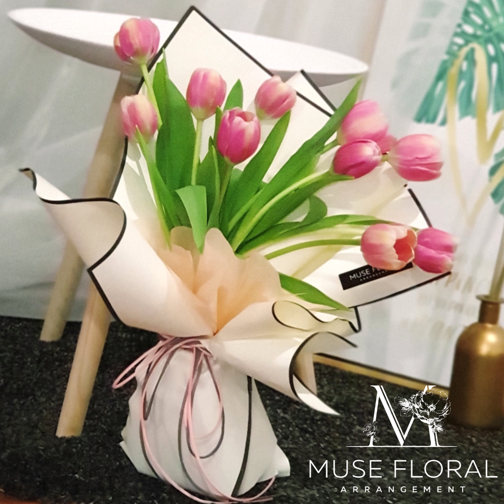 Muse Floral Pure Tulips Bouquet.png